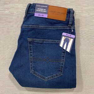 Lucky Brand 410 Jeans Mens 30 x 32 Straight Leg Medium Wash Denim